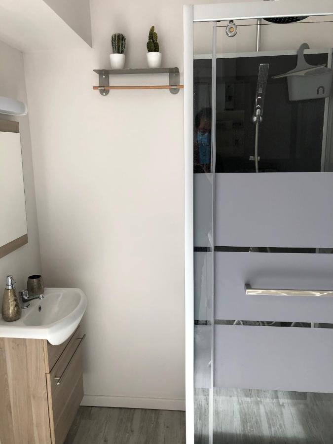 Joli Studio Meuble Proche De La Plage 블레로즈 외부 사진